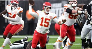 Chiefs are 7-0 but not quite perfect. Here’s how to unleash vintage Mahomes: Sando’s Pick Six