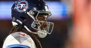 Chiefs trade for DeAndre Hopkins from Titans, per source: Why it makes sense for Kansas City