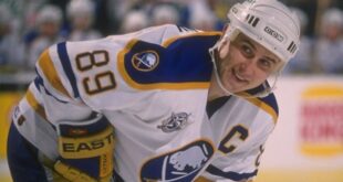 Why isn’t Alexander Mogilny in the Hockey Hall of Fame? There are clues