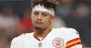 NFL QB stock report, Week 12: Patrick Mahomes drops; Caleb Williams deserves your patience