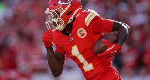 NFL Week 10 live updates: Chiefs stay undefeated, scores, news, highlights, standings, injuries, takeaways